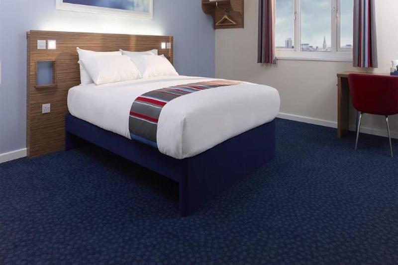 Travelodge Dundee Strathmore Avenue Екстериор снимка